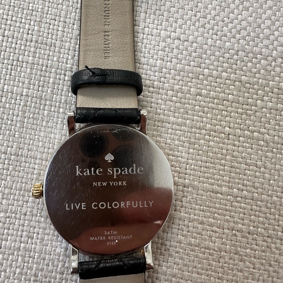 Kate Spade Metro Grand White Dial Quilted Black Leather Strap Watch- IYRU0125
